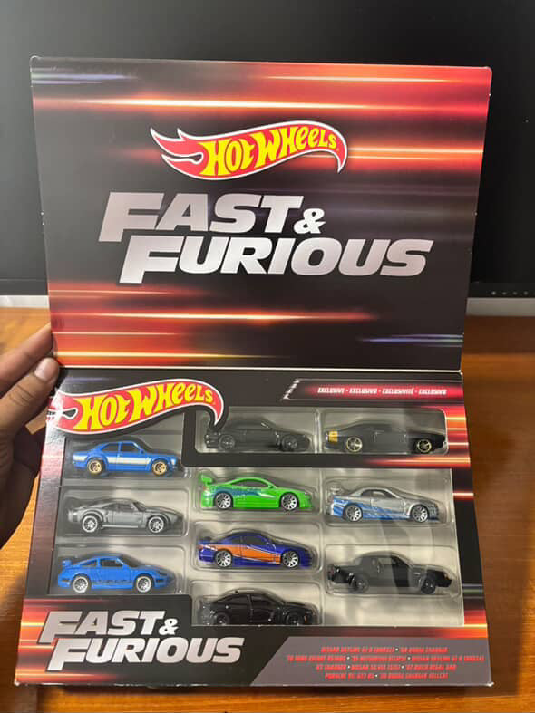 Hot wheels set of 10pcs
