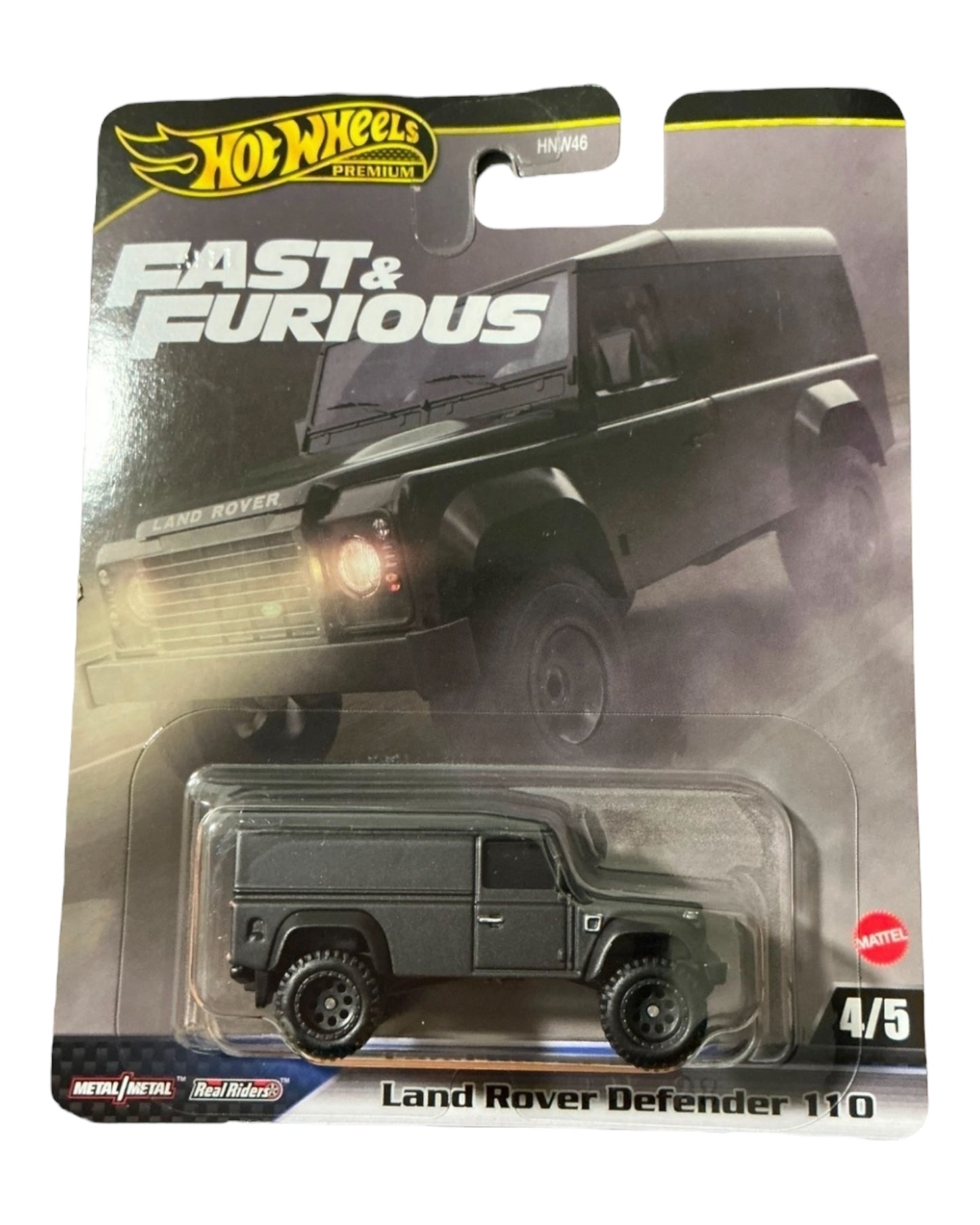 Hot Wheels Premium Land Rover Defender 110