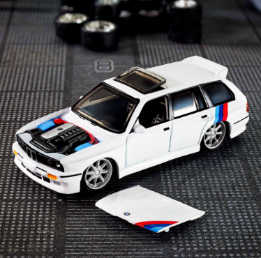 [Pre-Order Advance]: Hot Wheels Elite 64 Hot Wheels Elite 64 1990 BMW 318i Touring