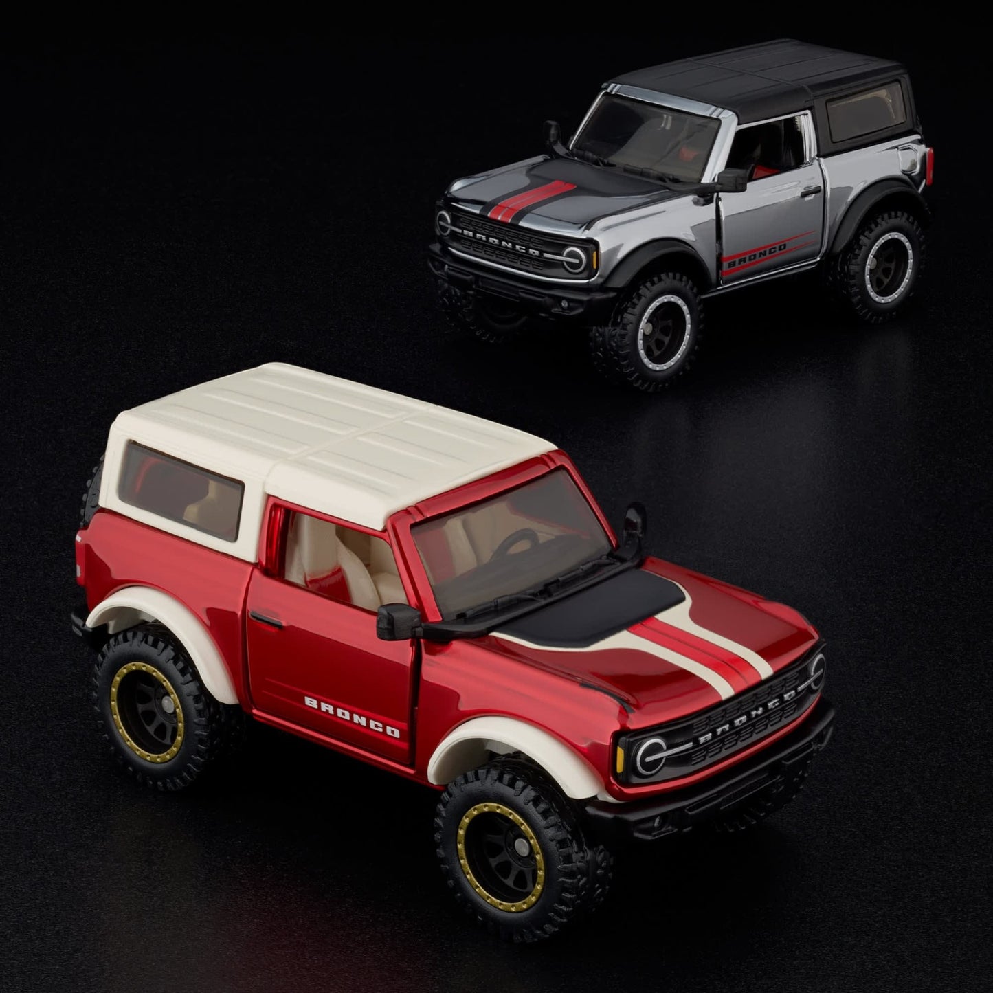 [Pre-Order Advance]: Hot Wheels RLC Exclusive ’21 Ford Bronco (chance of chase)