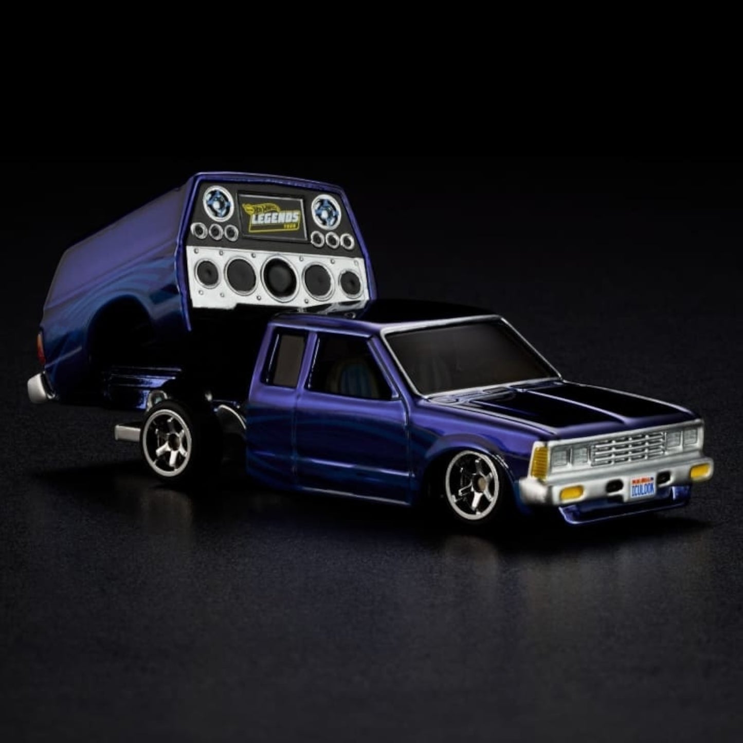 [Pre-Order Advance]: Hot Wheels RLC Exclusive 1986 Nissan 720 King Cab