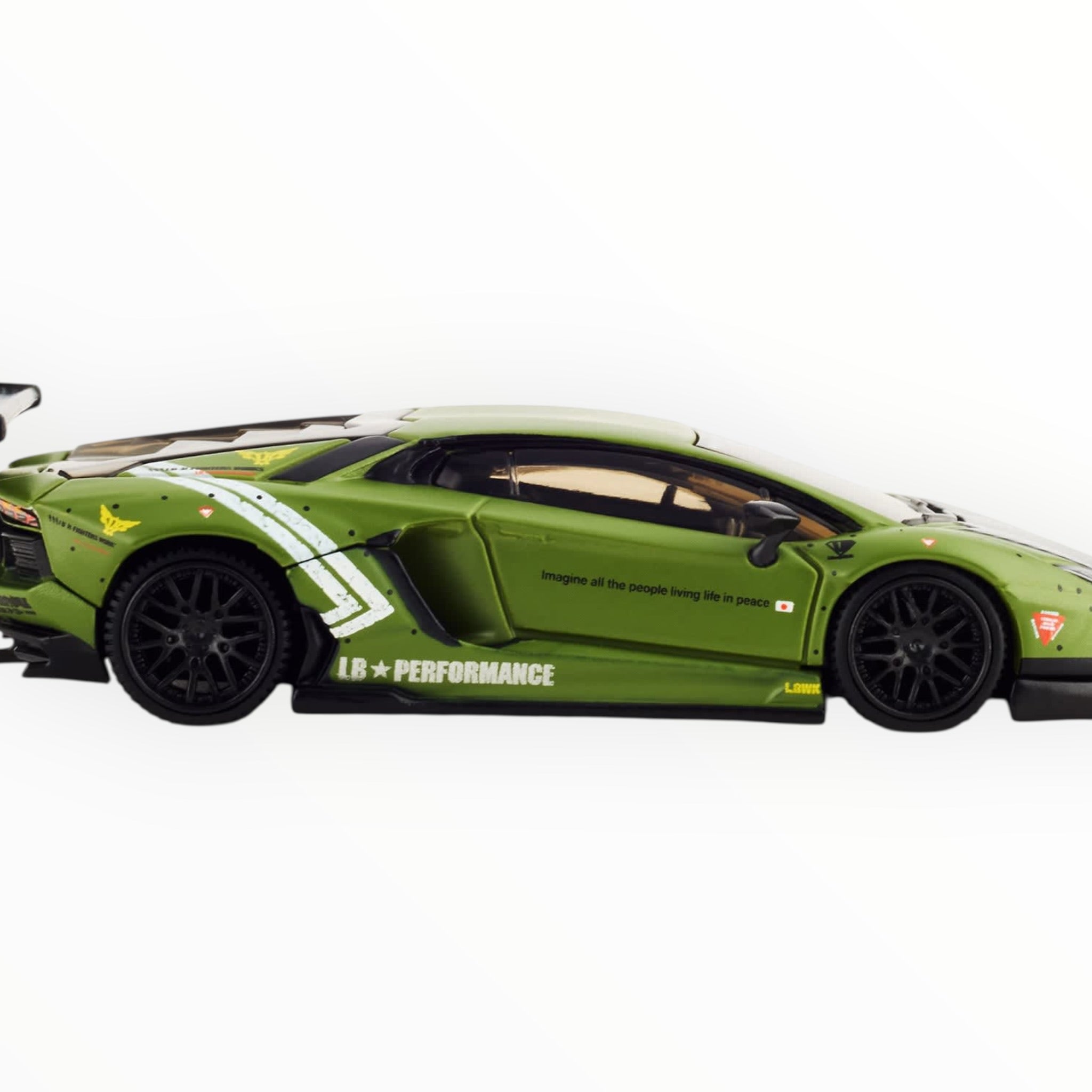 Hot Wheels Elite 64 LBWK Lamborghini Aventador LP 700-4 1:64 – Pre