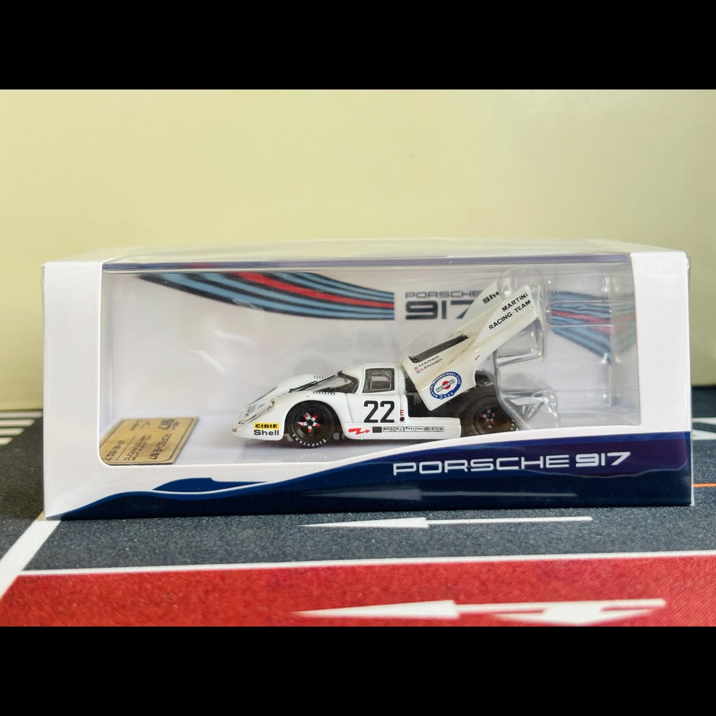 Tarmac Works Porsche 917