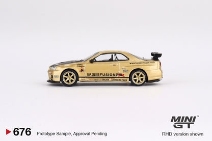 [Box] Mini GT Nissan Skyline GT-R (R34) Top Secret Top Secret Gold #676