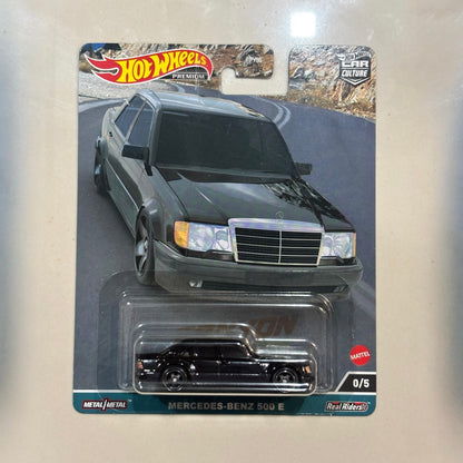 Hot Wheels Premium Mercedes-Benz 500 E Chase