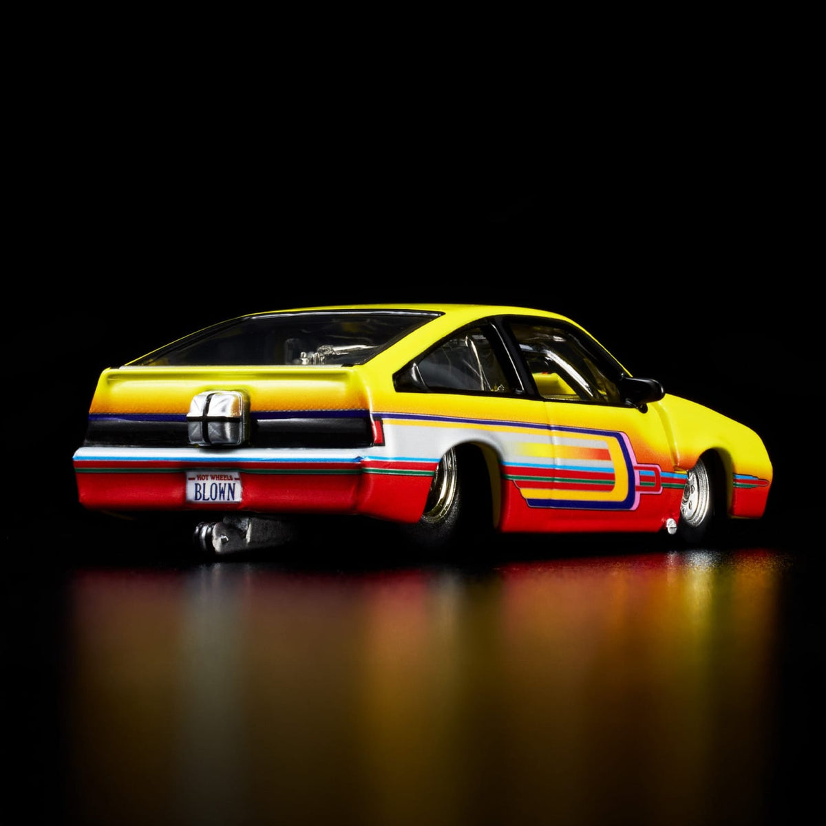 Hot Wheels RLC 1985 Pontiac J2000 1:64 diecast - DiecastYard